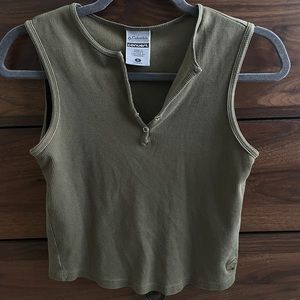 Columbia Dark green half button up shirt